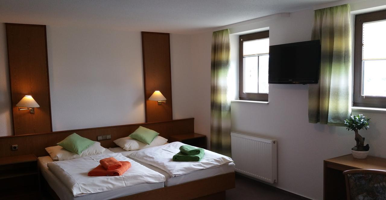 Hotel Am Markt Ehrenfriedersdorf Екстер'єр фото