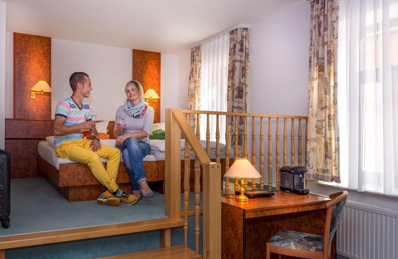 Hotel Am Markt Ehrenfriedersdorf Екстер'єр фото