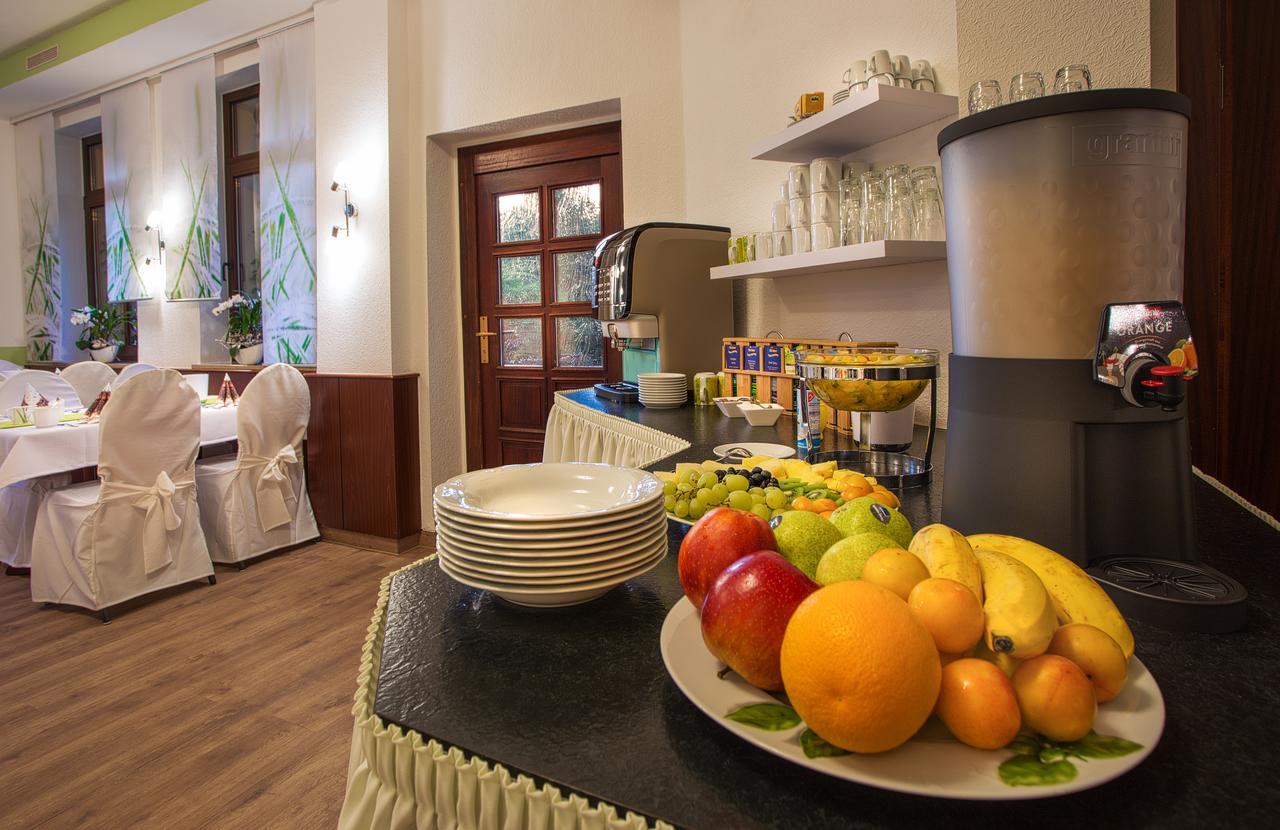 Hotel Am Markt Ehrenfriedersdorf Екстер'єр фото